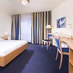 Tryp By Wyndham Aquamarin Hotel Lübeck