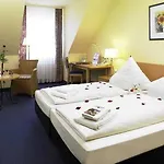 Tryp By Wyndham Aquamarin Hotel Lubeca