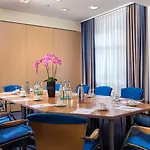 Hotel Tryp By Wyndham Aquamarin Lübeck