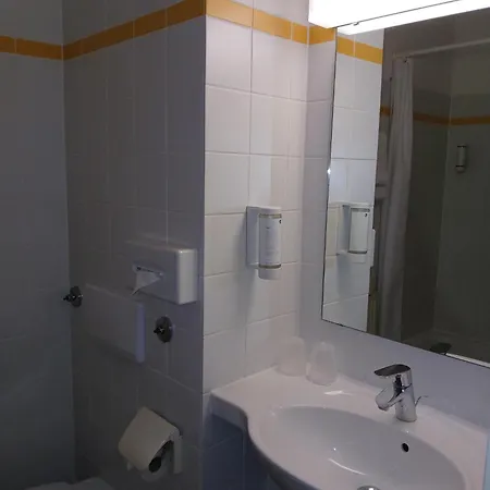 Tryp By Wyndham Aquamarin 3* Любек