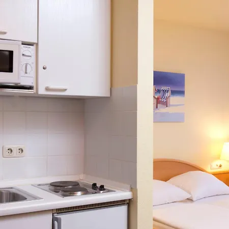 Tryp By Wyndham Aquamarin Lubeck
