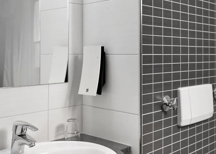 Tryp By Wyndham Aquamarin Hotel