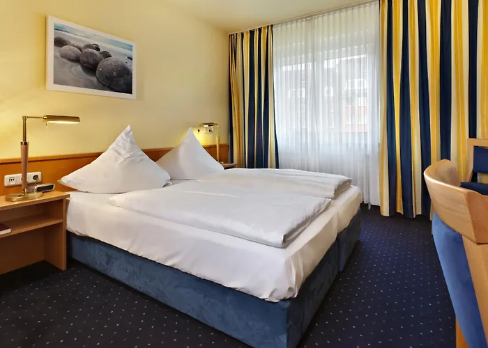 Tryp By Wyndham Aquamarin Hotel