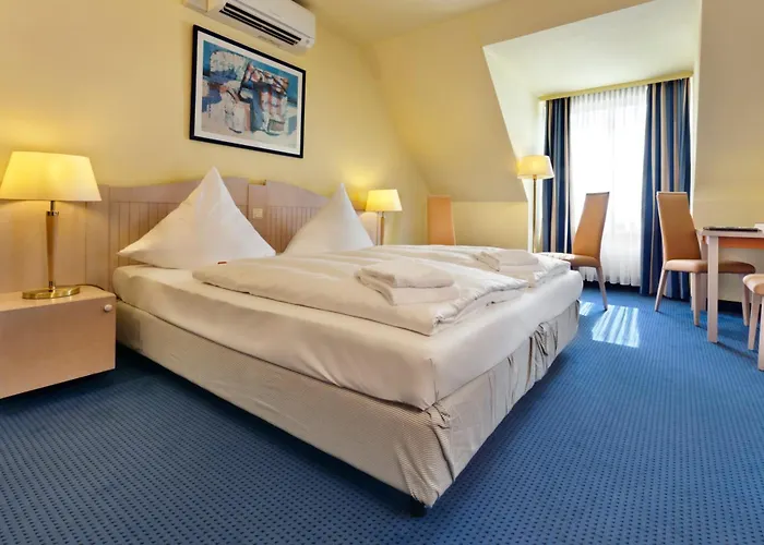Tryp By Wyndham Aquamarin Hotel 3*